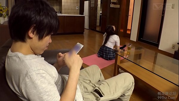 Horny Japanese Boy Groping his Stepsisters Ass